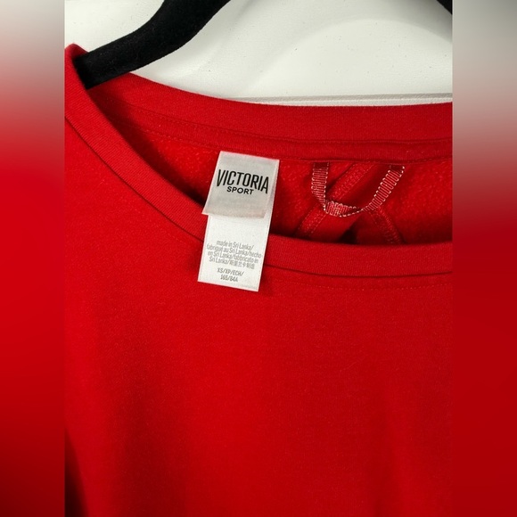 Victoria Sport Victoria’s Secret red keyhole back sweatshirt. Size XS. - Picture 3 of 6